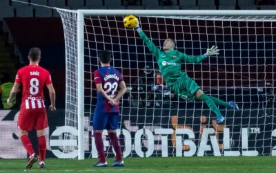 El Barça se lleva una victoria sufrida… pero de oro ante el Atlético