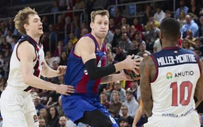 Un descomunal Vesely rescata al Barça ante el Baskonia