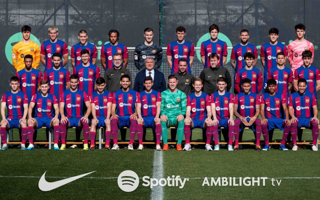 La foto oficial de la primera plantilla del Barça