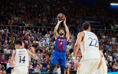 Un gran Barça destrona al Madrid del liderato