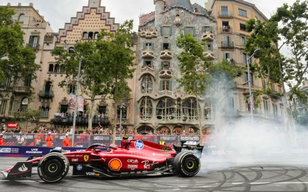 Sainz conquista Barcelona