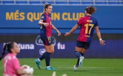 Reacción y goleada de escándalo del Barça en el derbi