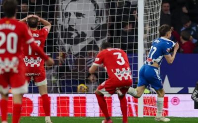 Espanyol y Girona firman tablas en un derbi de alta tensión