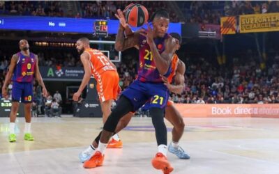 La magia de Punter y Clyburn lideran la primera alegría del Barça en el Palau