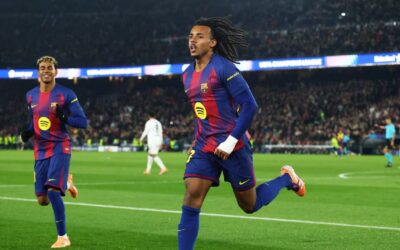 Dos testarazos de Koundé sentencian al Eintracht