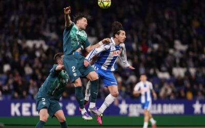 El RCD Espanyol naufraga ante el Alavés y agrava un enero negro