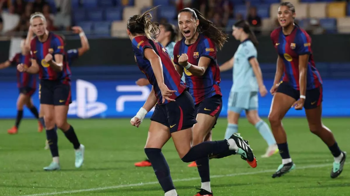 Partido entre Barça fem. contra el Paris FC Fem.
